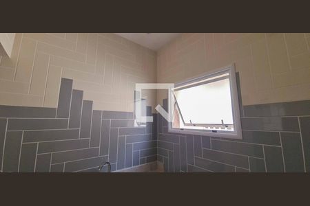 Casa à venda com 135m², 3 quartos e 2 vagasBanheiro da Suíte 1