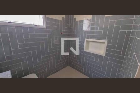 Casa à venda com 135m², 3 quartos e 2 vagasBanheiro da Suíte 1