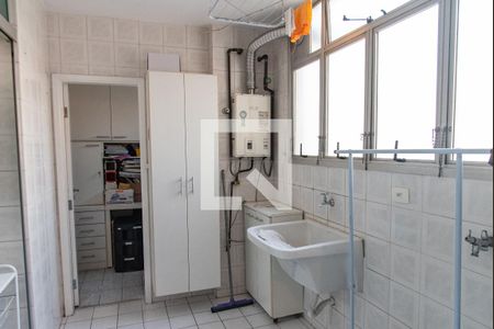 Apartamento à venda com 97m², 2 quartos e 2 vagas Apartamento à venda com 97m², 2 quartos e 2 vagasÁrea de serviço