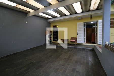 Casa à venda com 248m², 5 quartos e 4 vagasGaragem - Rua Tupi