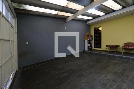 Casa à venda com 248m², 5 quartos e 4 vagasGaragem - Rua Tupi