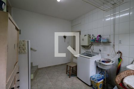 Casa à venda com 248m², 5 quartos e 4 vagasÁrea de Serviço