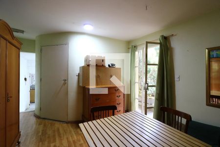 Casa à venda com 248m², 5 quartos e 4 vagasSuíte 1