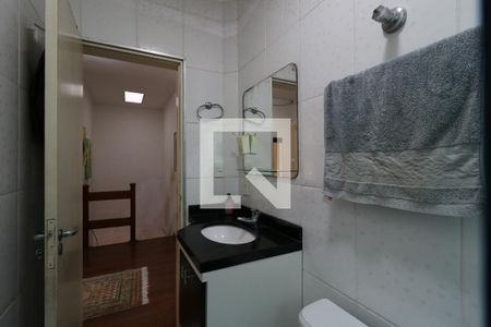 Casa à venda com 248m², 5 quartos e 4 vagasBanheiro Social