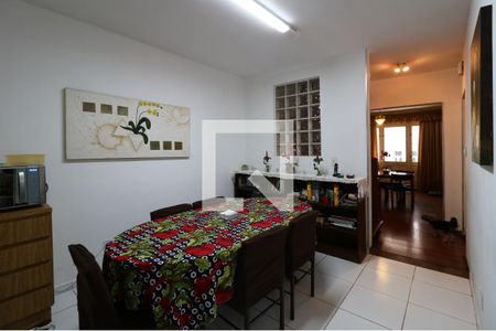 Casa à venda com 248m², 5 quartos e 4 vagasCopa