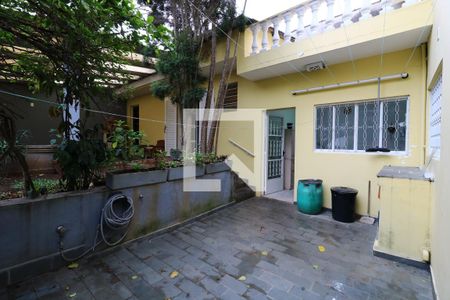 Casa à venda com 248m², 5 quartos e 4 vagasQuintal