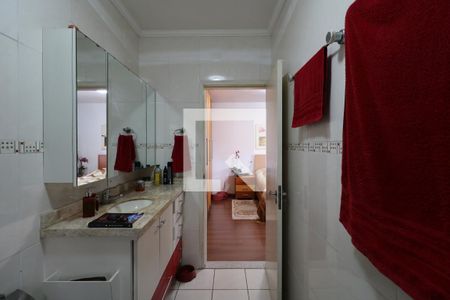 Casa à venda com 248m², 5 quartos e 4 vagasBanheiro da Suíte 3