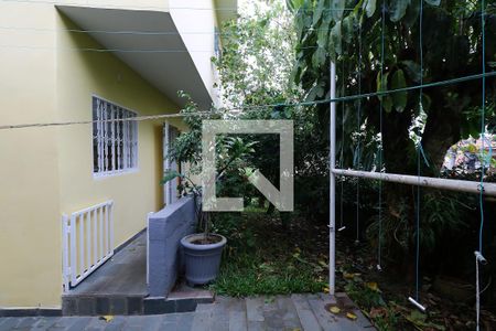 Casa à venda com 248m², 5 quartos e 4 vagasQuintal