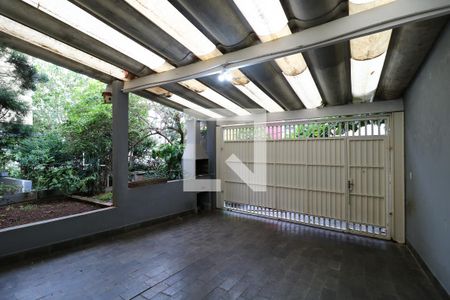 Casa à venda com 248m², 5 quartos e 4 vagasGaragem - Rua Tupi