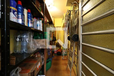 Casa à venda com 248m², 5 quartos e 4 vagasDispensa