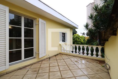 Casa à venda com 248m², 5 quartos e 4 vagasVaranda do Quarto 2