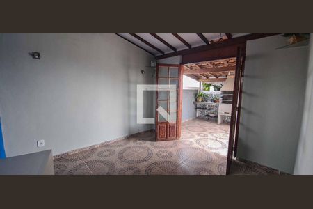 Casa para alugar com 120m², 3 quartos e sem vagaCobertura 