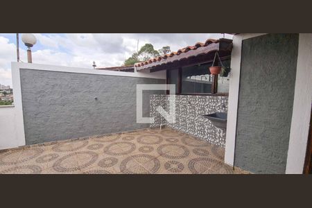 Casa para alugar com 120m², 3 quartos e sem vagaCobertura 