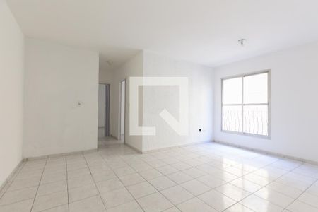 Sala de apartamento para alugar com 2 quartos, 56m² em Jardim Lajeado, São Paulo