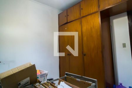 Casa à venda com 550m², 4 quartos e 3 vagas Casa à venda com 550m², 4 quartos e 3 vagasQuarto 1