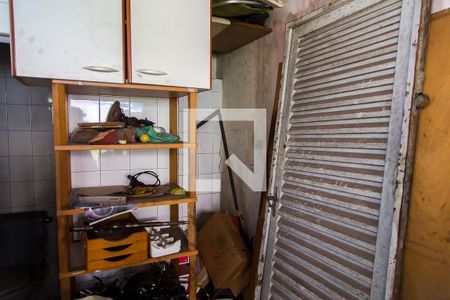 Casa à venda com 550m², 4 quartos e 3 vagas Casa à venda com 550m², 4 quartos e 3 vagasÁrea de Serviço 2