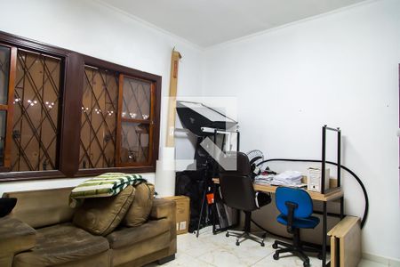 Casa à venda com 550m², 4 quartos e 3 vagas Casa à venda com 550m², 4 quartos e 3 vagasQuarto 2