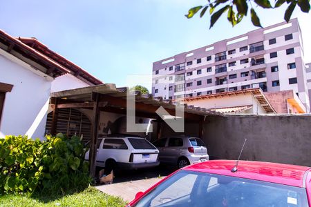 Casa à venda com 550m², 4 quartos e 3 vagas Casa à venda com 550m², 4 quartos e 3 vagasGaragem e Jardim
