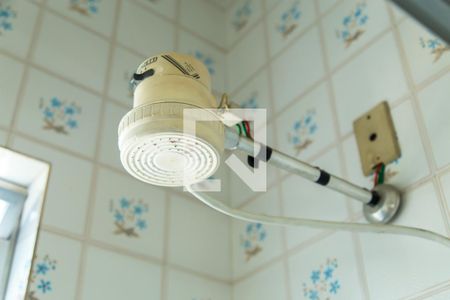 Casa à venda com 550m², 4 quartos e 3 vagas Casa à venda com 550m², 4 quartos e 3 vagasBanheiro - Chuveiro