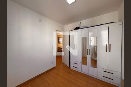 Quarto 1 de apartamento para alugar com 2 quartos, 44m² em Vargem Grande, Rio de Janeiro