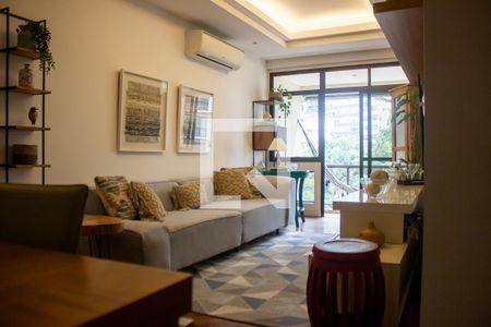 Sala de apartamento à venda com 3 quartos, 130m² em Jardim Botânico, Rio de Janeiro