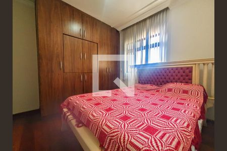 Apartamento à venda com 156m², 4 quartos e 2 vagas Apartamento à venda com 156m², 4 quartos e 2 vagasQuarto 2
