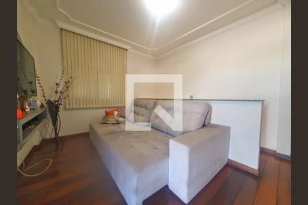 Apartamento à venda com 156m², 4 quartos e 2 vagas Apartamento à venda com 156m², 4 quartos e 2 vagasSala de TV