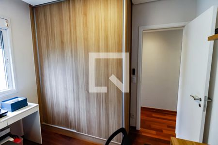 Apartamento à venda com 128m², 3 quartos e 2 vagasQuarto 2 - Armários