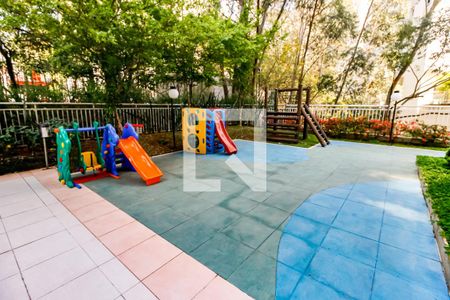 Apartamento à venda com 128m², 3 quartos e 2 vagasÁrea comum - Playground