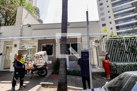 Apartamento à venda com 128m², 3 quartos e 2 vagasFachada e portaria