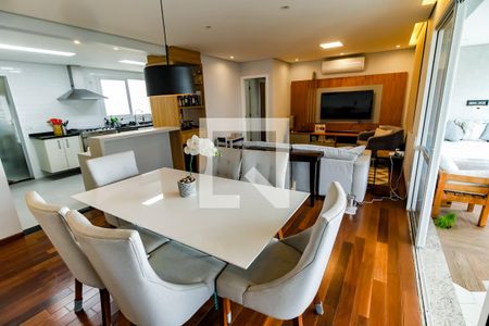 Apartamento à venda com 128m², 3 quartos e 2 vagasSala