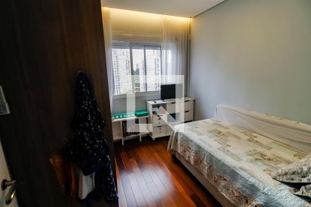 Apartamento à venda com 128m², 3 quartos e 2 vagasQuarto 1