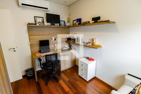 Apartamento à venda com 128m², 3 quartos e 2 vagasQuarto 2