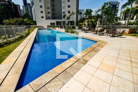 Apartamento à venda com 128m², 3 quartos e 2 vagasÁrea comum - Piscina