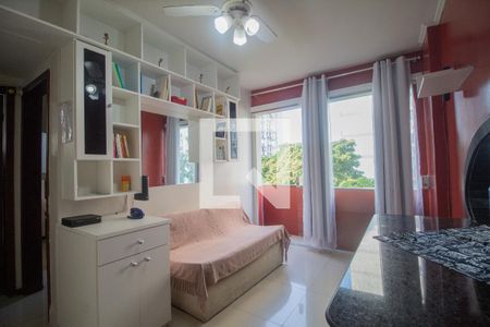 Sala de apartamento para alugar com 2 quartos, 56m² em Barra da Tijuca, Rio de Janeiro