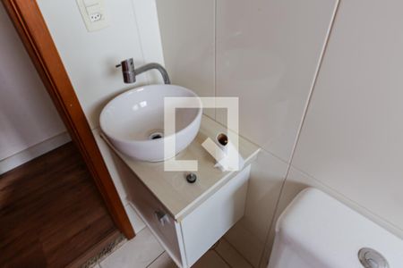 Apartamento para alugar com 62m², 2 quartos e 1 vaga Apartamento para alugar com 62m², 2 quartos e 1 vagaBanheiro