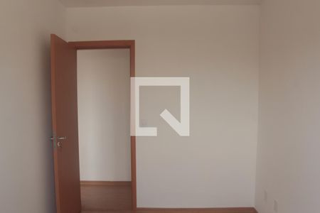 Quarto de apartamento para alugar com 2 quartos, 47m² em Planalto, Belo Horizonte