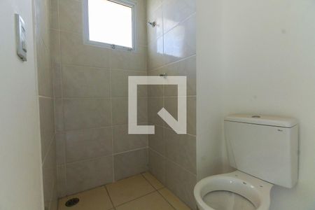 Banheiro de kitnet/studio para alugar com 1 quarto, 42m² em Vila Granada, São Paulo