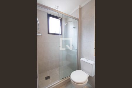 Banheiro da Suíte de apartamento para alugar com 2 quartos, 80m² em Santana, Porto Alegre