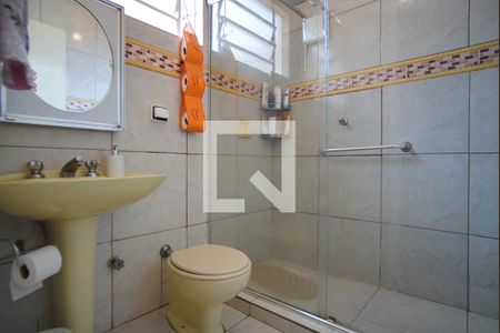 Casa à venda com 580m², 2 quartos e 6 vagasBanheiro Corredor