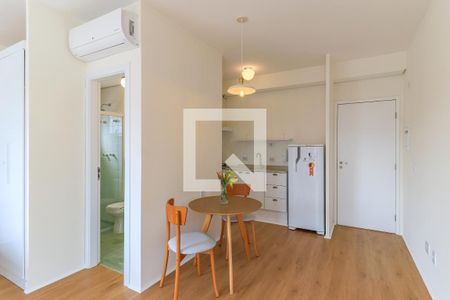 Apartamento à venda com 35m², 1 quarto e 1 vaga Apartamento à venda com 35m², 1 quarto e 1 vagaSala/Quarto