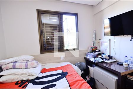 Quarto 1 de apartamento para alugar com 3 quartos, 121m² em Sagrada Família, Belo Horizonte