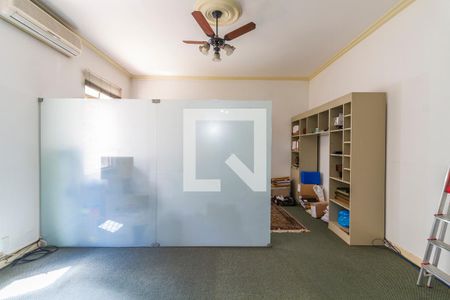 Casa à venda com 568m², 4 quartos e 4 vagasEscritório 2