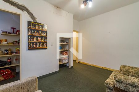 Casa à venda com 568m², 4 quartos e 4 vagasSala 2