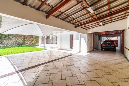 Casa à venda com 568m², 4 quartos e 4 vagasGaragem