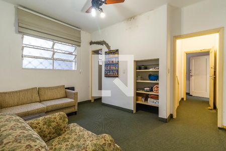 Casa à venda com 568m², 4 quartos e 4 vagasSala 2