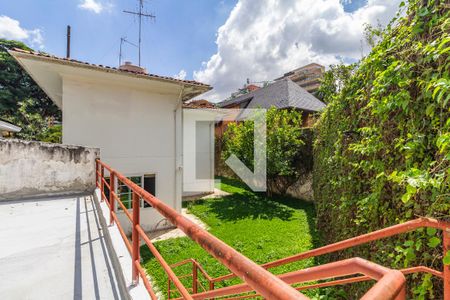 Casa à venda com 568m², 4 quartos e 4 vagasQuintal