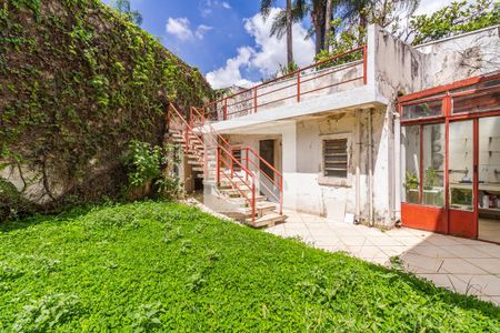 Casa à venda com 568m², 4 quartos e 4 vagasQuintal