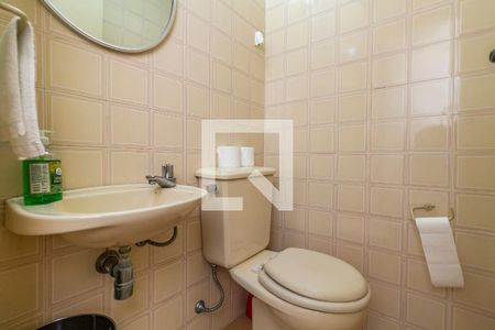 Casa à venda com 568m², 4 quartos e 4 vagasLavabo 2