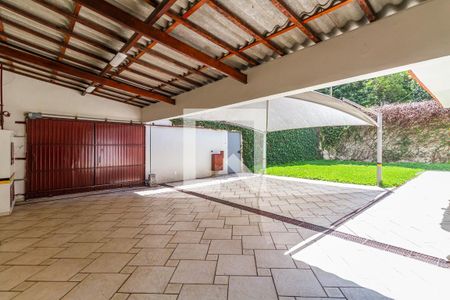 Casa à venda com 568m², 4 quartos e 4 vagasGaragem